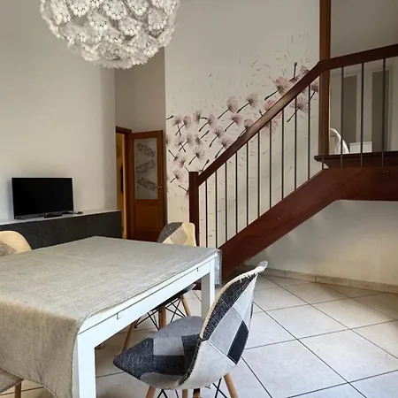 5 Min Dal Mare Grazioso Trilocale * Αλάσιο