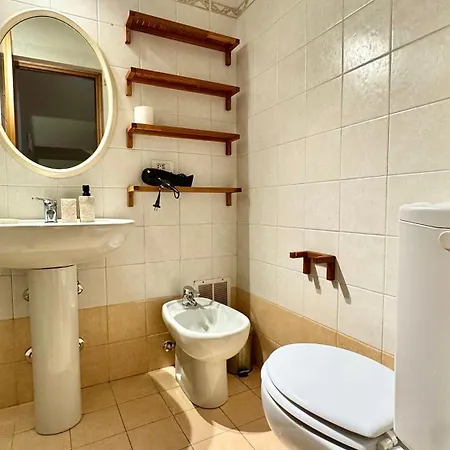 5 Min Dal Mare Grazioso Trilocale 알라시오