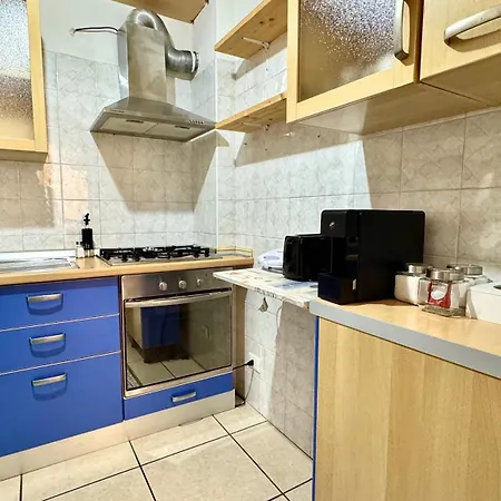 شقة 5 Min Dal Mare Grazioso Trilocale *